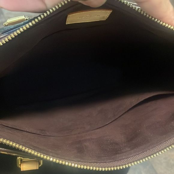 Authentic Louis Vuitton Paris Made In France Pallas M40908 Handbag purse Satchel - Picture 5 of 14